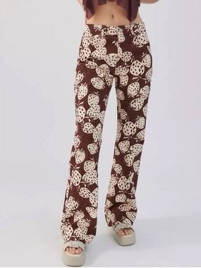 {BDG} "90s Bootcut" Brown Strawberry Mid Rise Boot Cut Jeans WJ44-48